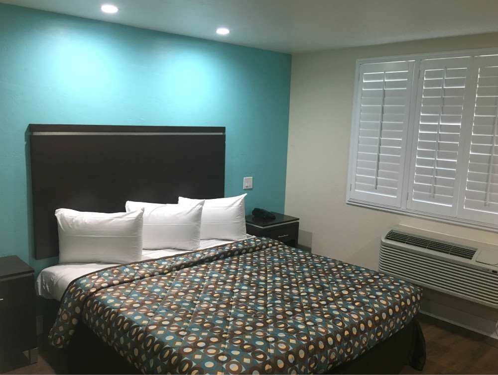 Vagabond Inn Executive - Bakersfield Downtowner Pokoj fotografie